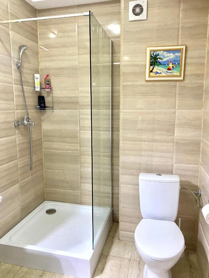 Blue Summerland Apartment *